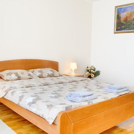 Milica 65M2, Free Parking & Wi-Fi Apartment Novi Sad Exterior photo